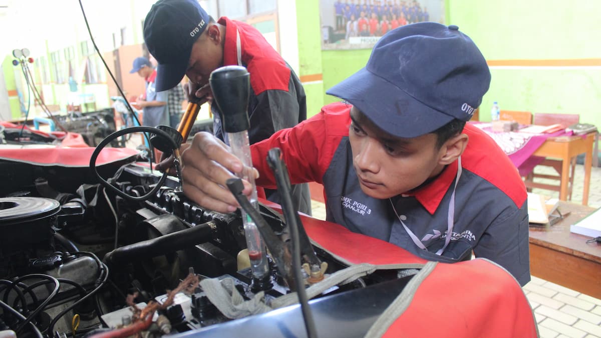 Pelatihan Otomotif Mobil